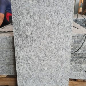 Đá granit suối lau đốt 300*600*20mm